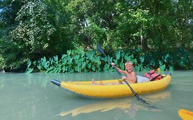 Son's River Ranch Glamping Cabin #2 Riverside Cabins! Kingsbury  United States Of America